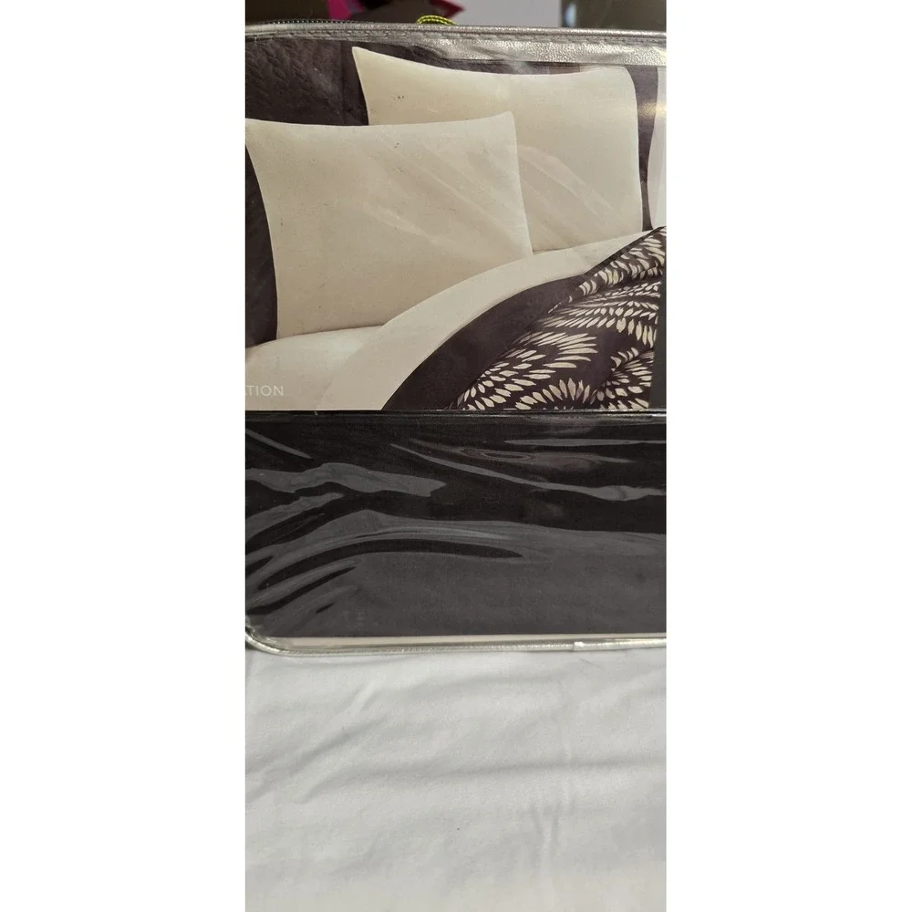 Echodesign  TWIN Size 100 %‎ Cotton Sateen Sheet Set,300tc Ovation Ivory / Black